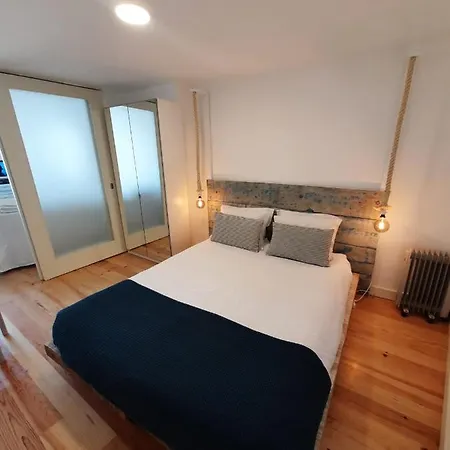 Lisbon Castle Apartment-3