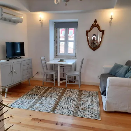 Lisbon Castle Apartment-2